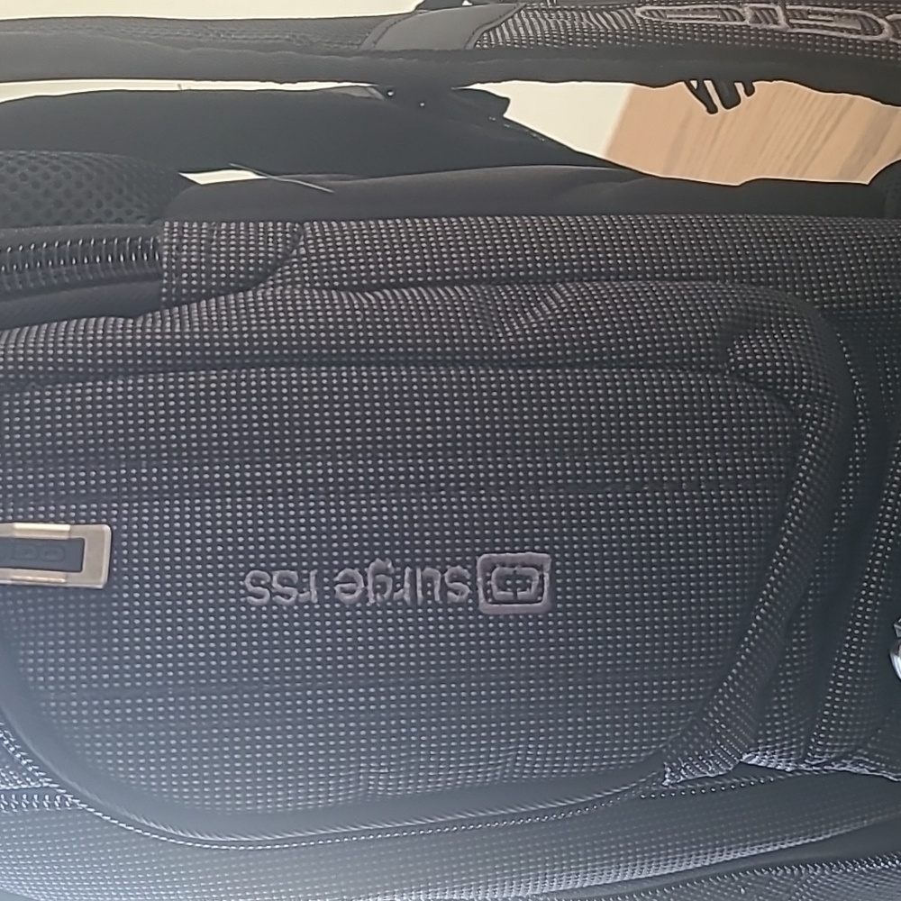 OGIO Black And Gray Surge Rss Backpack - Picture 2 of 8
